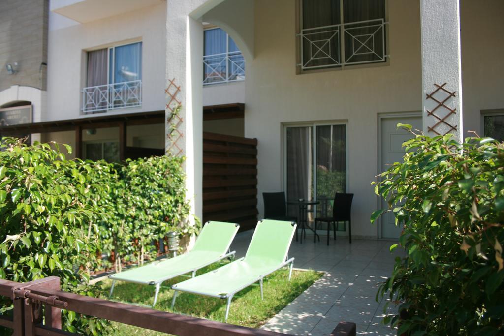 Sunrise Arches Apartments Limassol Szoba fotó